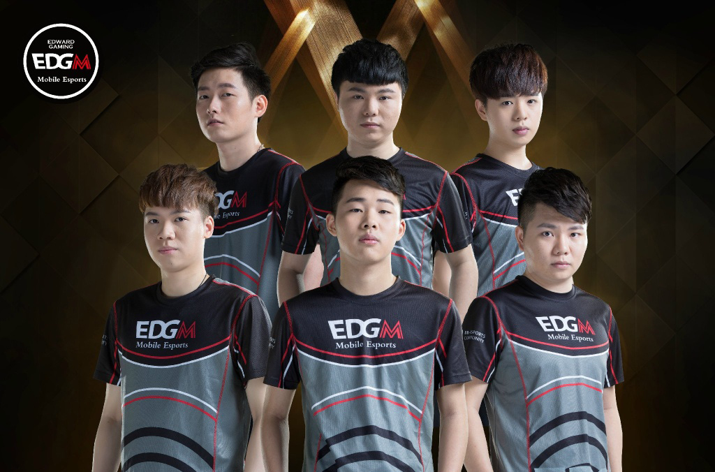 学校需在教 学校需在教